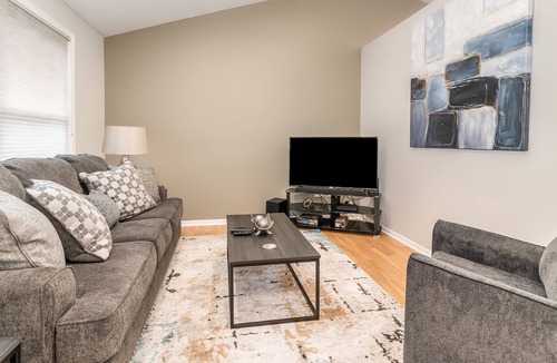 Fox Valley House | Plainfield Rental