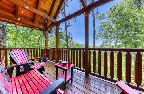 Sevierville House | Rainbow Falls
