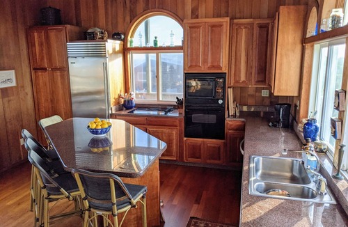Bayberry Dunes House | Relaxing Oceanfront Retreat W/Jacuzzi And Private Steps To Beach