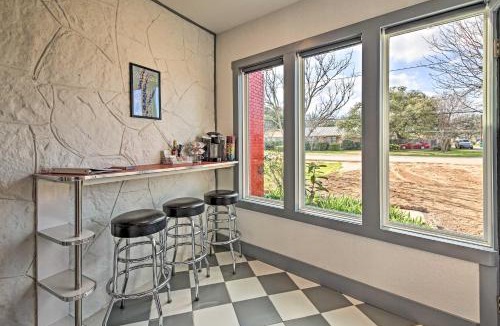 Blanco House | Retro Updated Blanco Abode - Steps to Main Street!