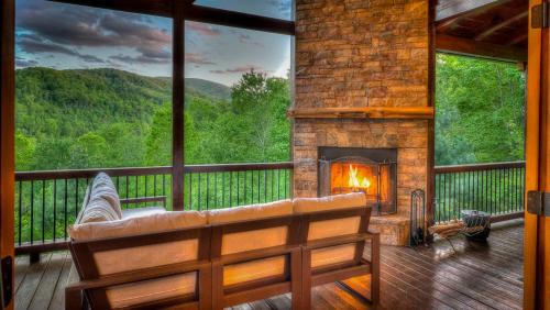 Cherry Log House | Ridgescapes