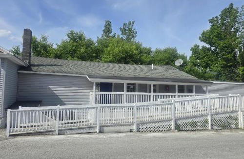 Adams Hotel | Rodeway Inn
