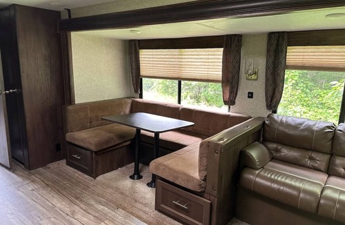 Delevan House | Roughing It! Smoothly