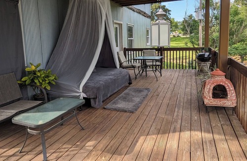 Oden Apartment | Second level glamping deck with stunning mountain view!