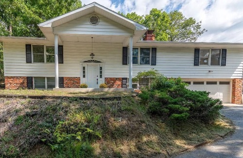 Berkeley Springs House | Spacious home with privacy minutes from downtown Berkeley Springs with a firepit