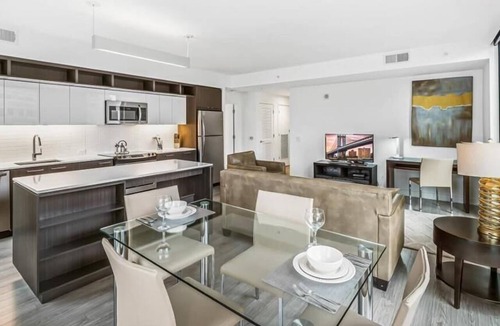 Reston Apartment | Spacious w/Full Kitchen & In-unit Washer/Dryer | Reston