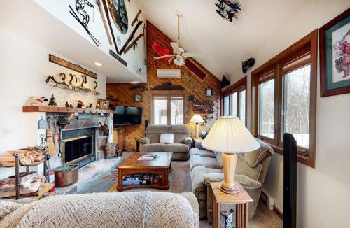 Stratton Mountain House | Stratton Hideway