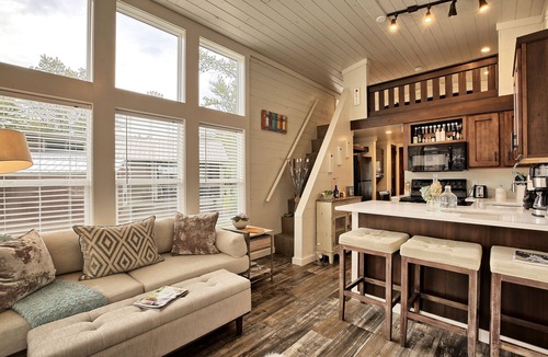 Upward House | Tiny House experience