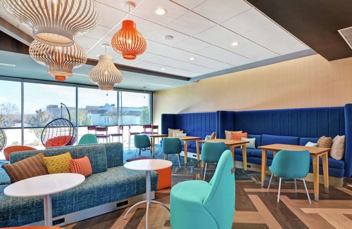 Mid City South Hotel | Tru by Hilton Baton Rouge Citiplace, LA