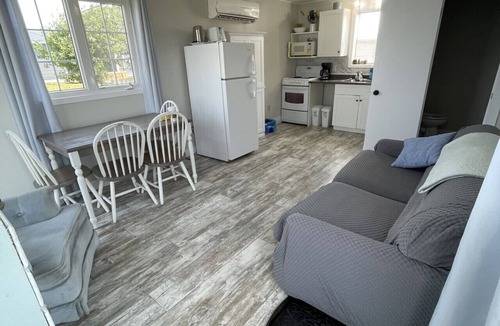 Summerside Cottage | Water View Tiny Cottage with Private Fire Pit & Beach Access