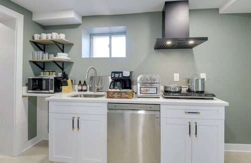 Cheverly Apartment | Work & Explore in DC! Cheverly Apt 1/2 Mi to Metro