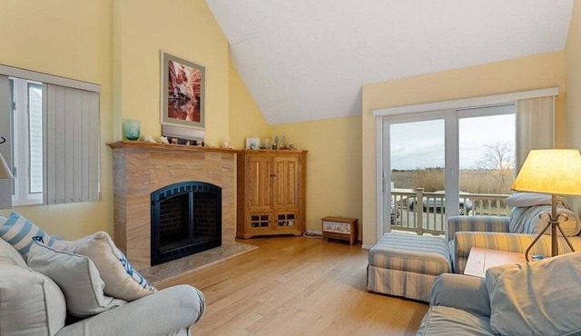 Bayside Townhome in Diamond Beach!