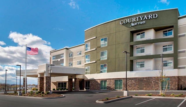 Courtyard by Marriott Schenectady at Mohawk Harbor