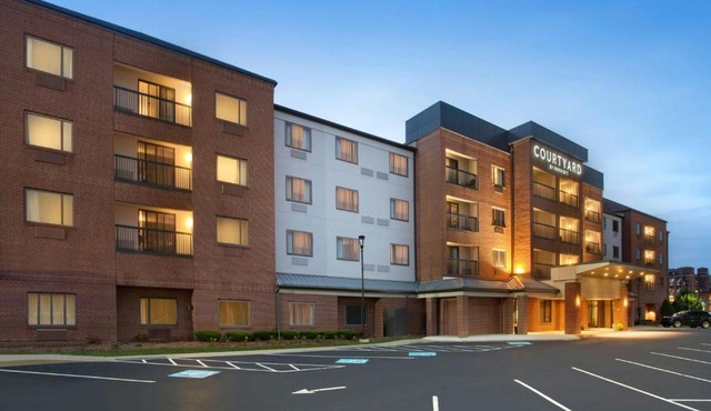 Courtyard Worcester