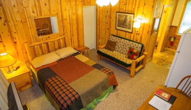 Double Poolside Studio Suites - Steps from Resort Amenities in Bemidji