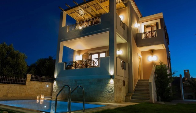 House in Adele with Pool, Terrace and Barbecue in Adele