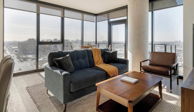 Landing | Modern 1BD, Yoga Studio, Rooftop Lounge