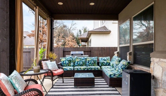 Pool, Casita, Movie Room | The Wilson - Portoro