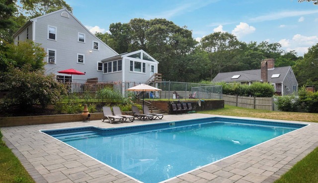 Private Pool, Large Deck, and Game Room!