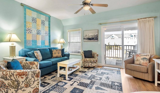 Simplicity: Oceanfront, Pool, Beach Access