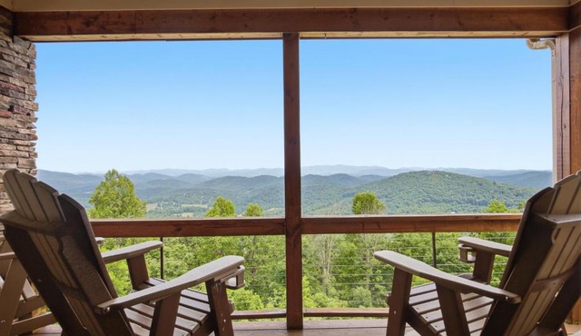 Skyview Hideaway