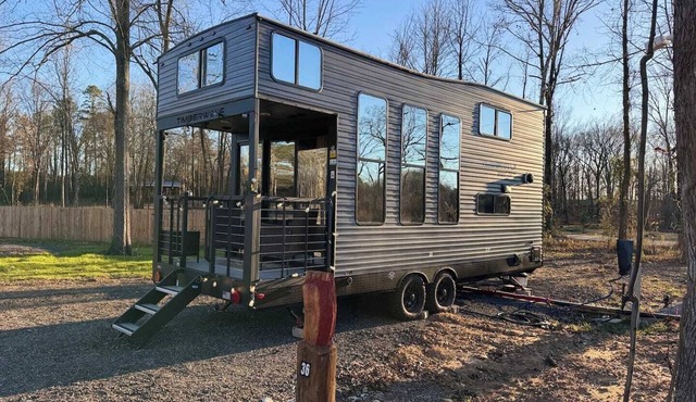Spacious Timberwolf Mini Loft: Dual Lofts, Resort Perks, Sleeps 4