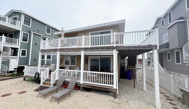 This 2nd floor unit offers beautiful views of the bay and sunsets.