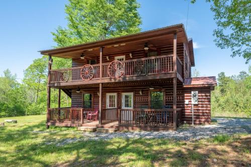 Three-Suite Riverfront Retreat