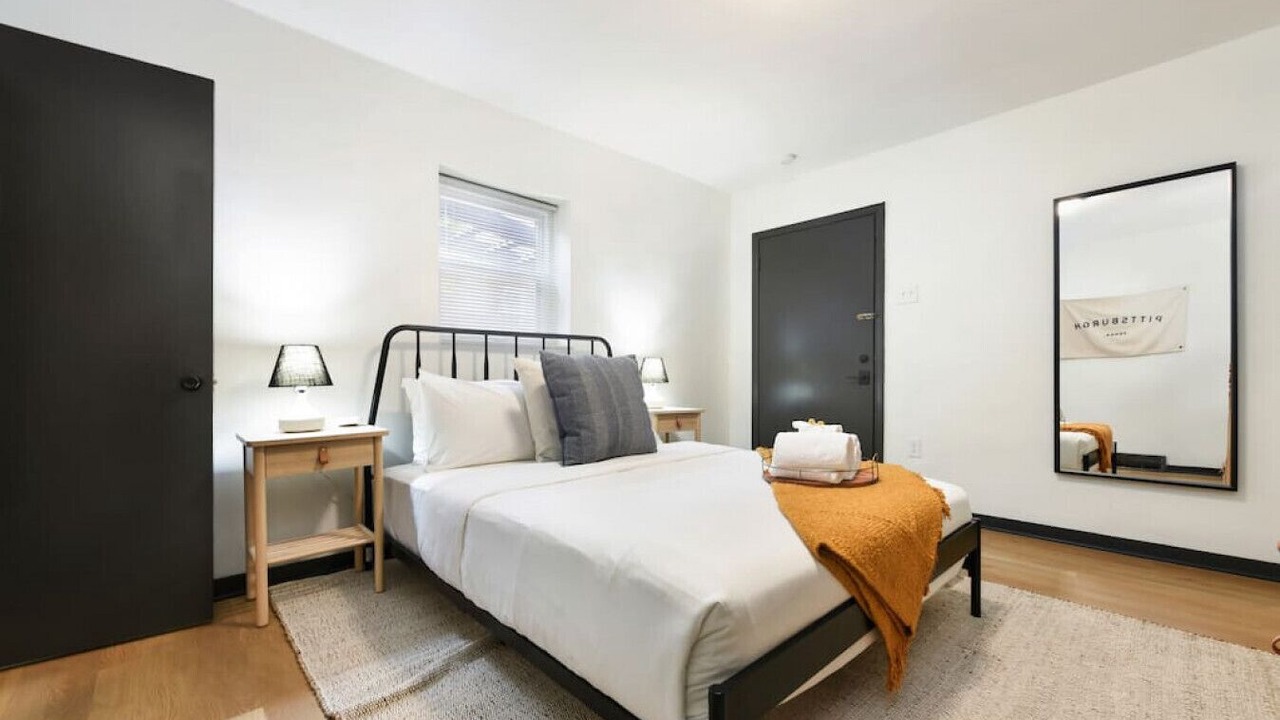 Photo of Bedroom in Lower Lawrenceville