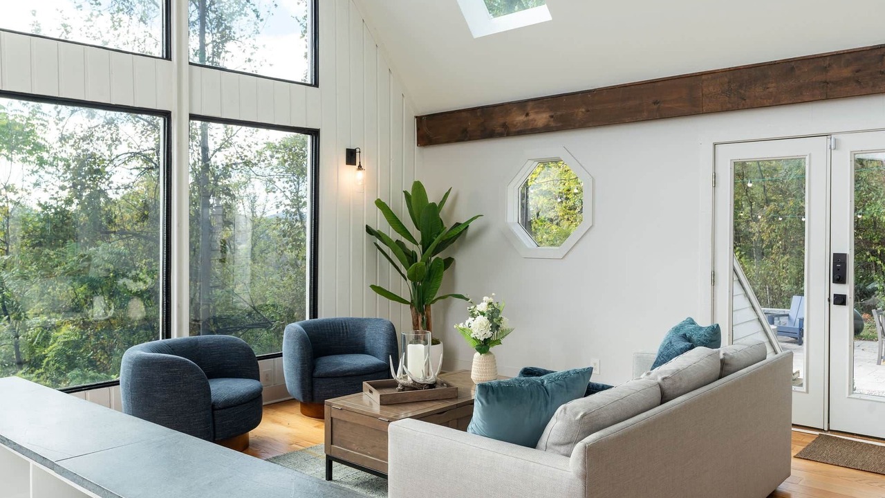 Photo of Livingroom in Greenwood