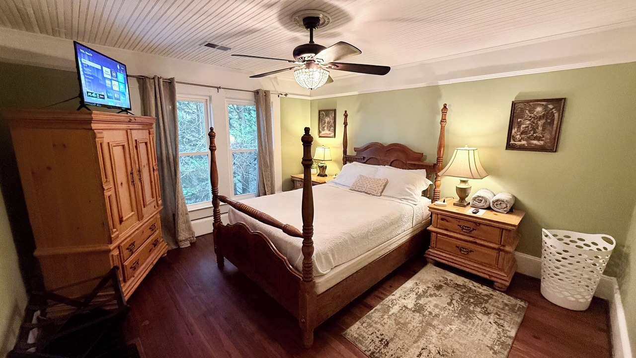 Photo of Bedroom in Mooresville