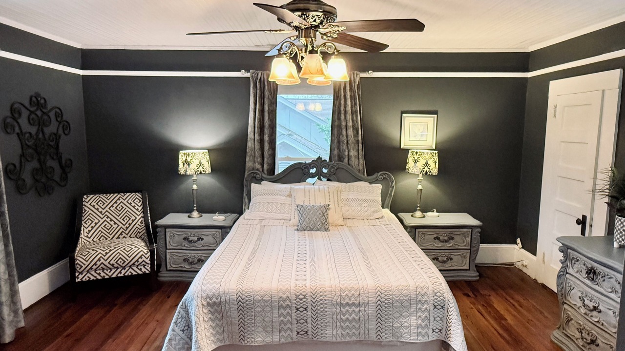 Photo of Bedroom in Mooresville