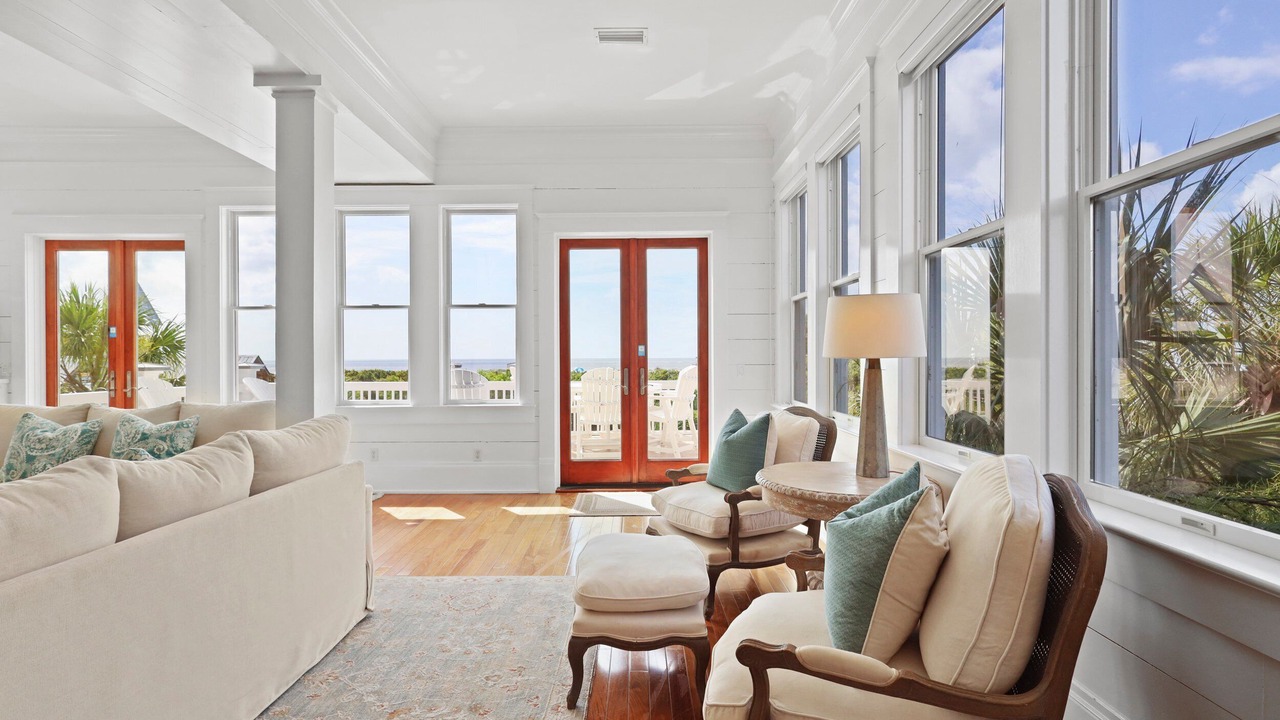 Photo of Livingroom in Saint Simons Island