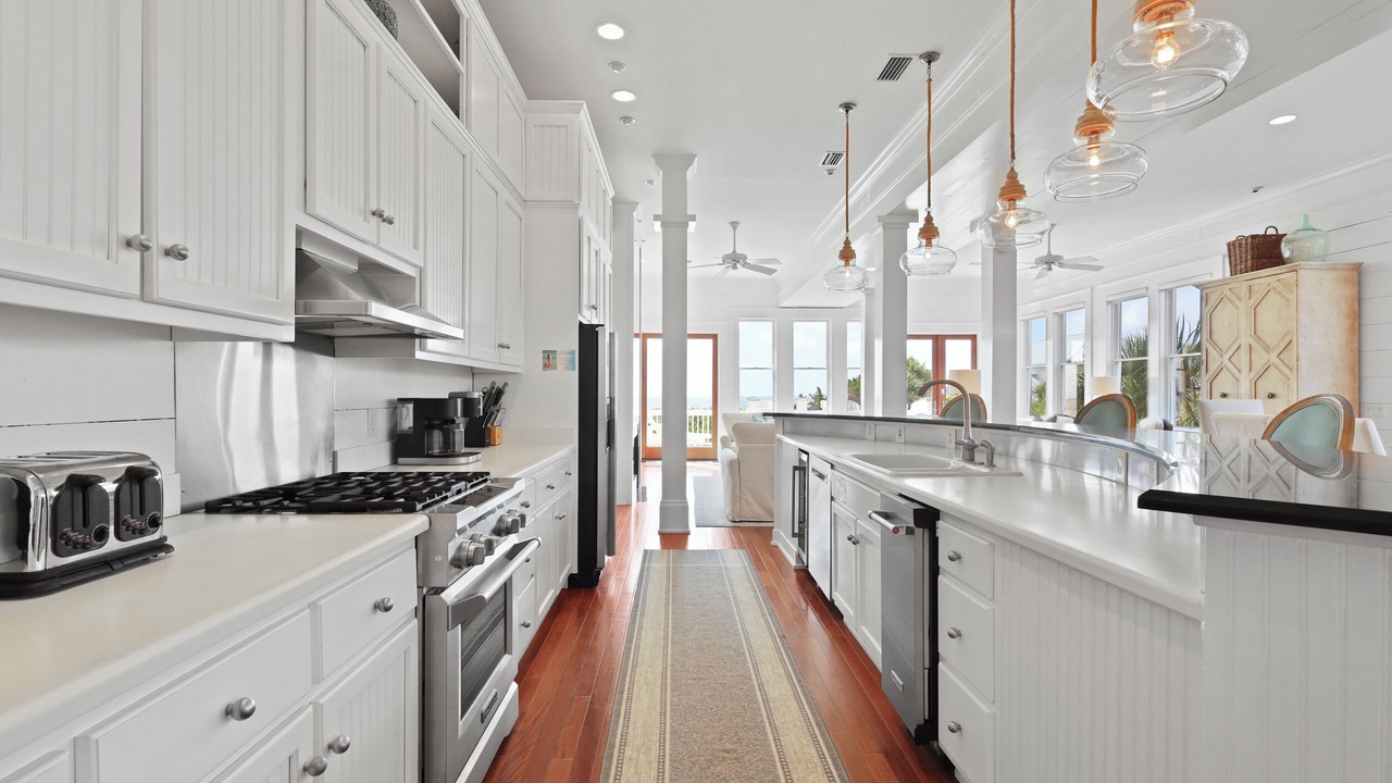 Photo of Kitchen in Saint Simons Island