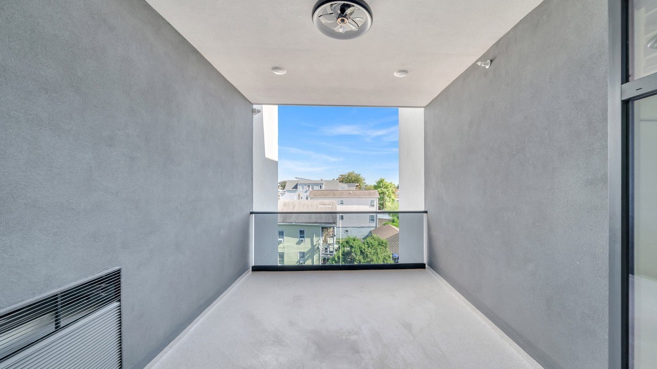 Photo of Patio Balcony in Paterson