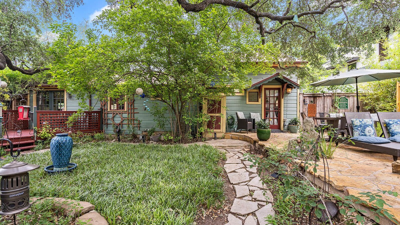 Photo of Patio Balcony in Travis Heights