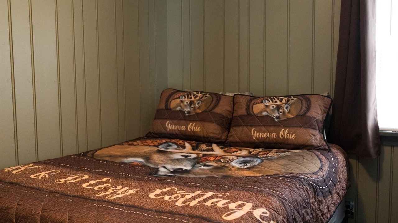 Photo of Bedroom in Geneva-on-the-Lake