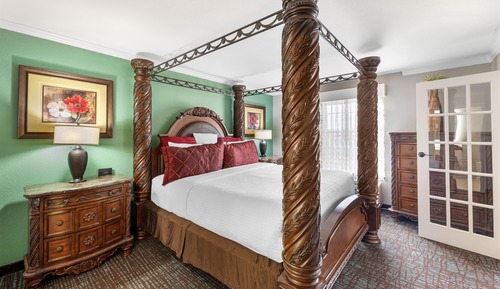 Royal Suite, 1 King Bed, Non Smoking, Jetted Tub (Four Poster Bed)