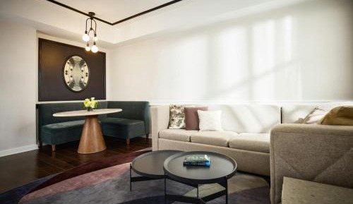 Diplomat Suite with Terrace