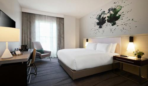 King Deluxe Guest Room