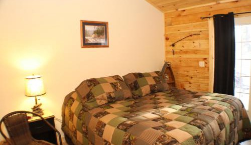 Deluxe King Suite
