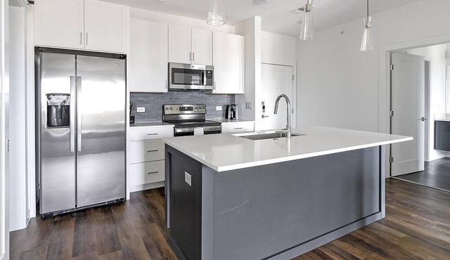 Modern Apartment in Prime Location (ID1403X648)